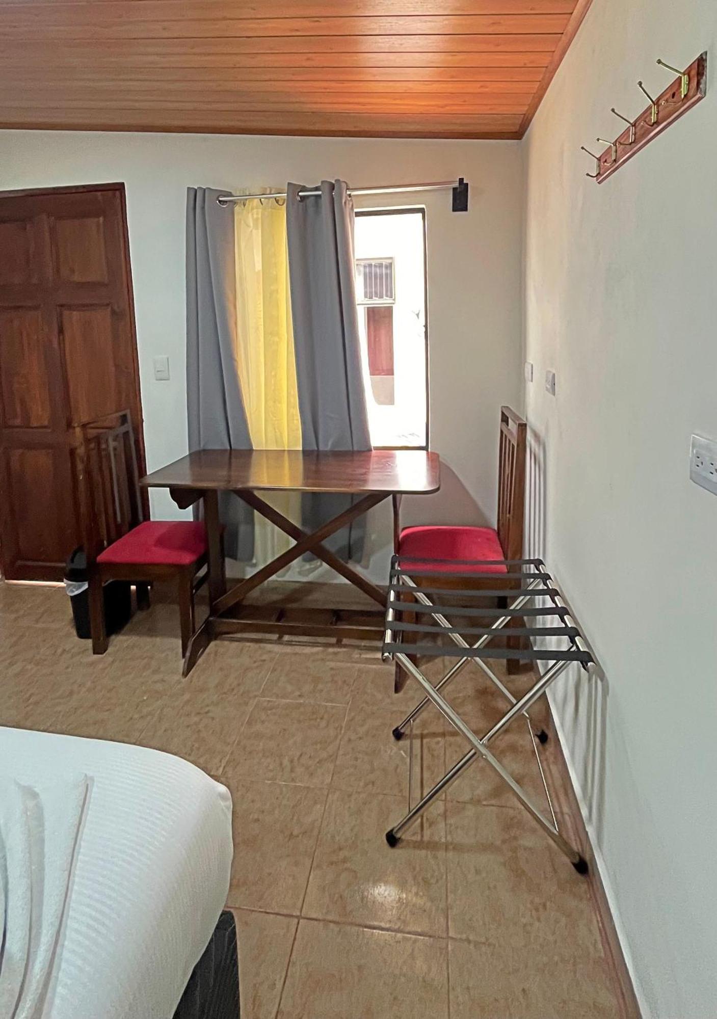Casa Jungle Monteverde B&B Bagian luar foto