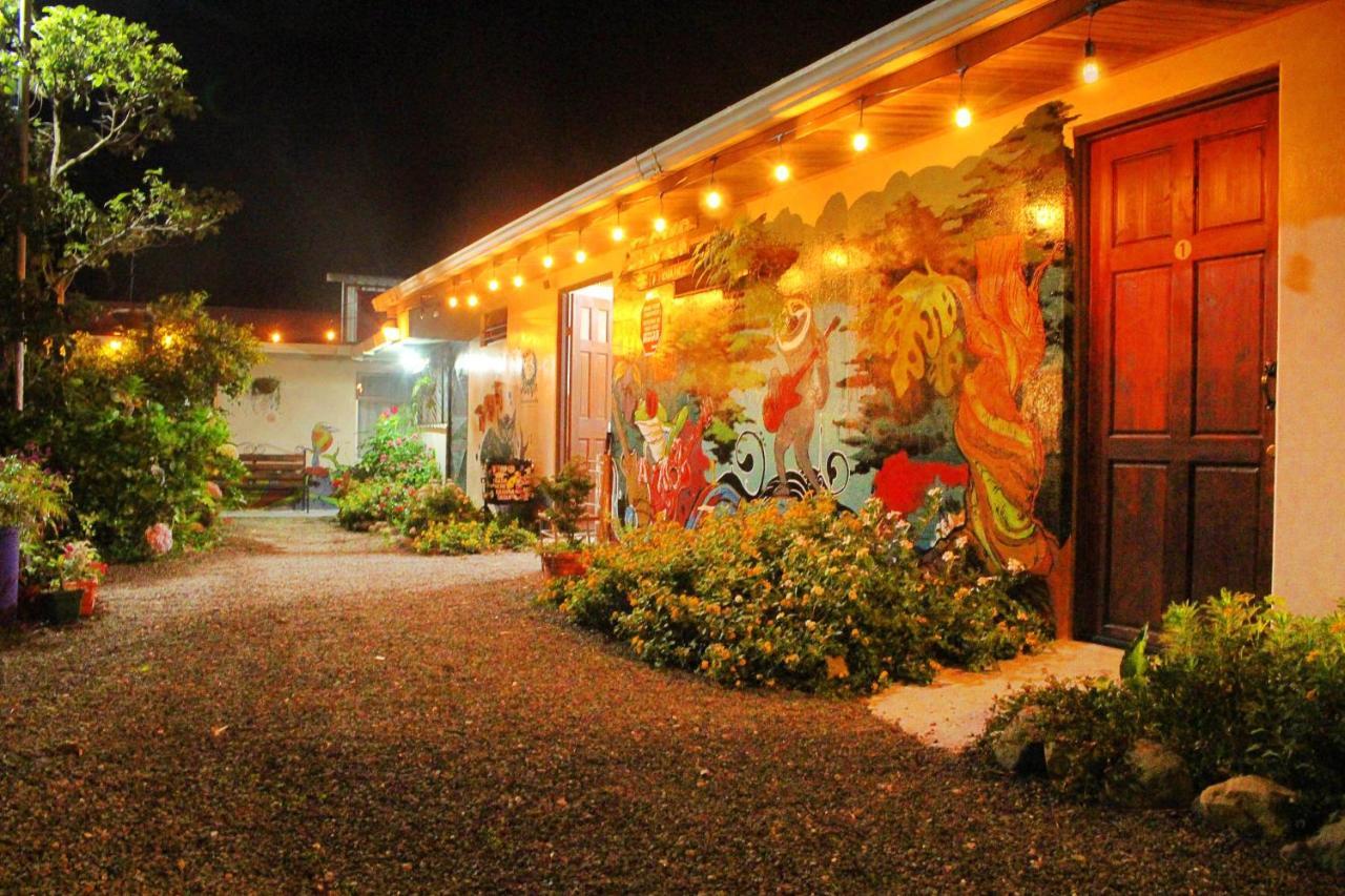 Casa Jungle Monteverde B&B Bagian luar foto
